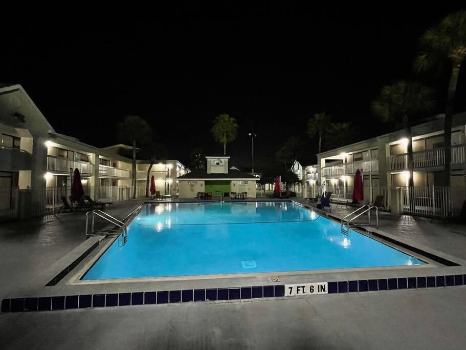 Newly Room In Cozy Hotel With Super Location To The Parks Kissimmee Exterior photo